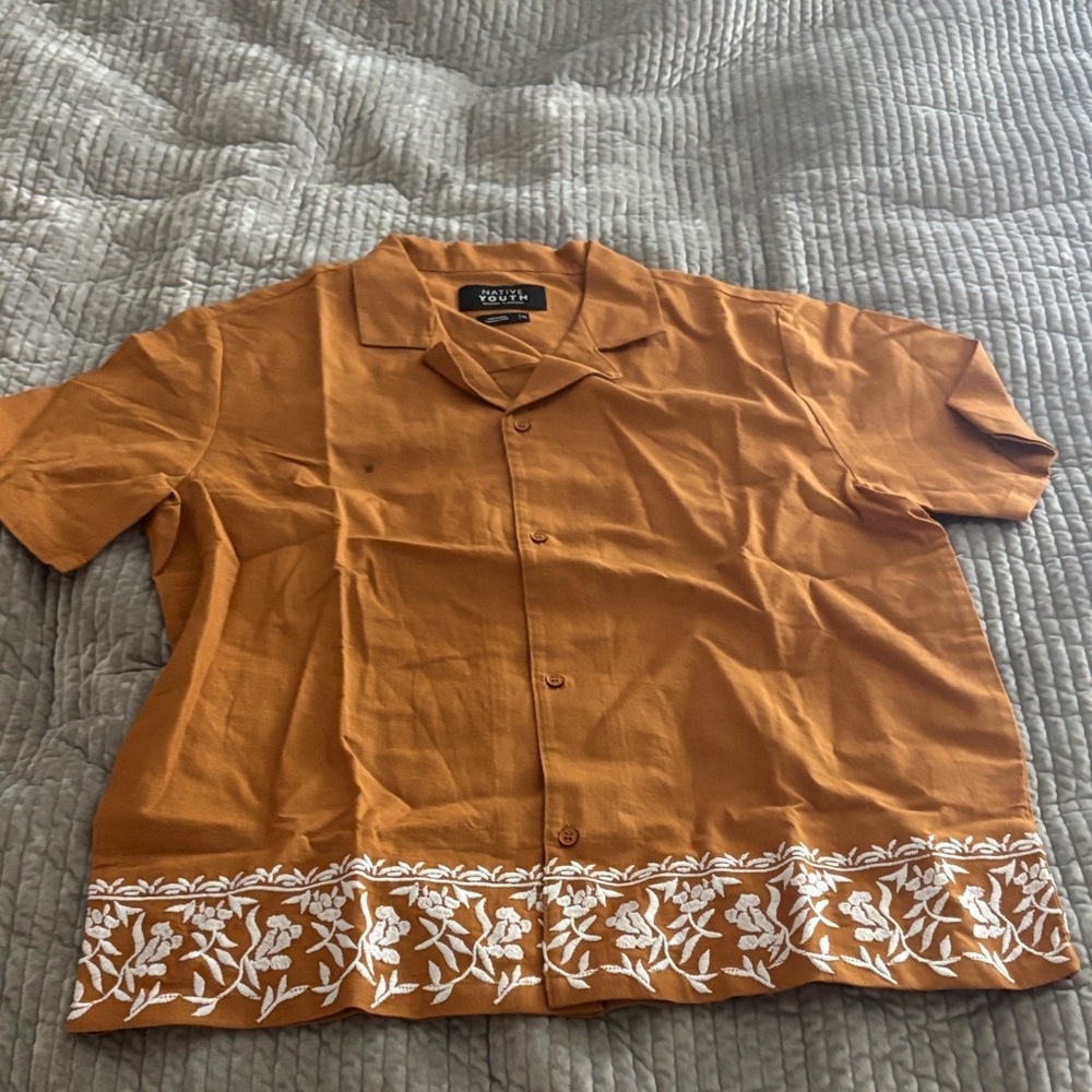 NATIVE YOUTH Tan Short Sleeve Shirt with White Floral Detail